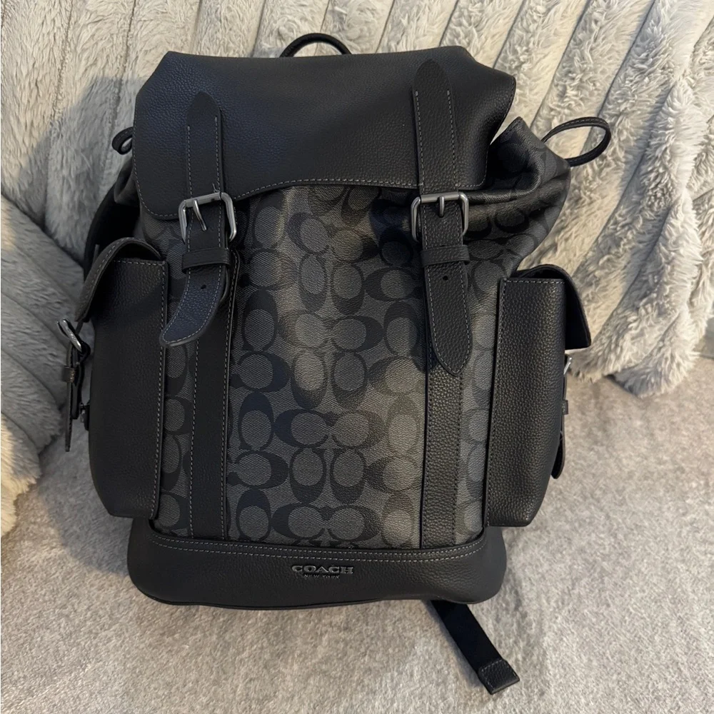 COACH In Signature Canvas Hitch Backpack